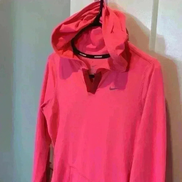 Nike Dri fit Long Sleeve with  Hood - Picture 1 of 11